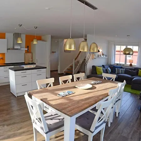 Duenenrose Comfortable Glowe